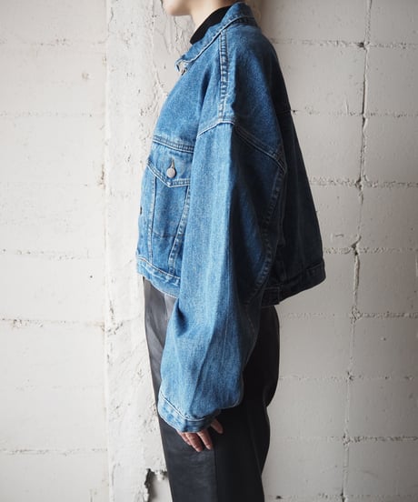 Wide Silhouette Short Denim Jacket  BL