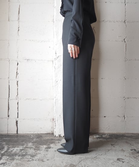 Center Press Straight Pants BK