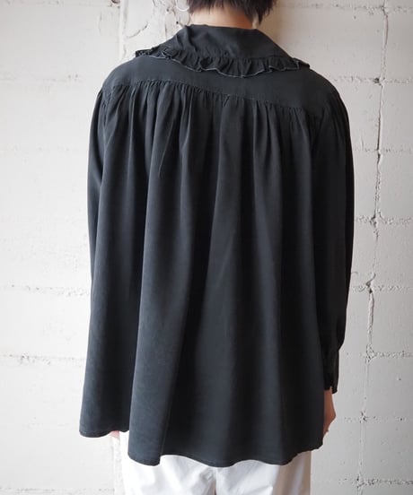 White Stitch Frill Collar Blouse BK