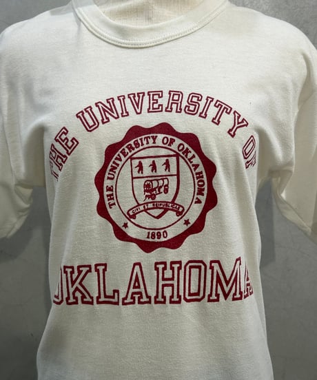 THE UNIVERSITY OF OKLAHOMA Print Tee WH RE