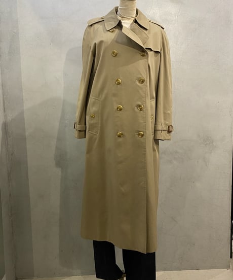 Burberrys Trench Coat BE