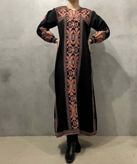 Volume Sleeve Embroidery Dress BKPI