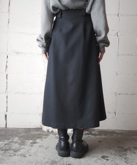Design Pleats Flared Skirt BK