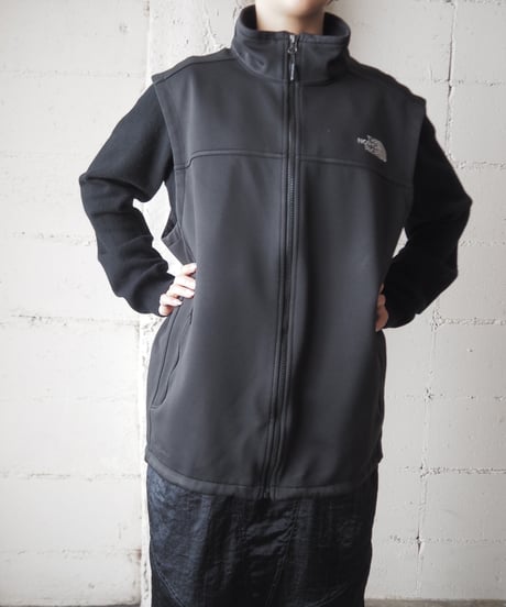THE NORTH FACE Stand Collar Vest BK