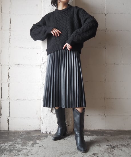Cropped Piece Dyeing Fisherman Knit BK