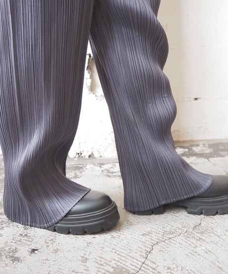 ISSEY MIYAKE PLEATS PLEASE Pleated Pants GR