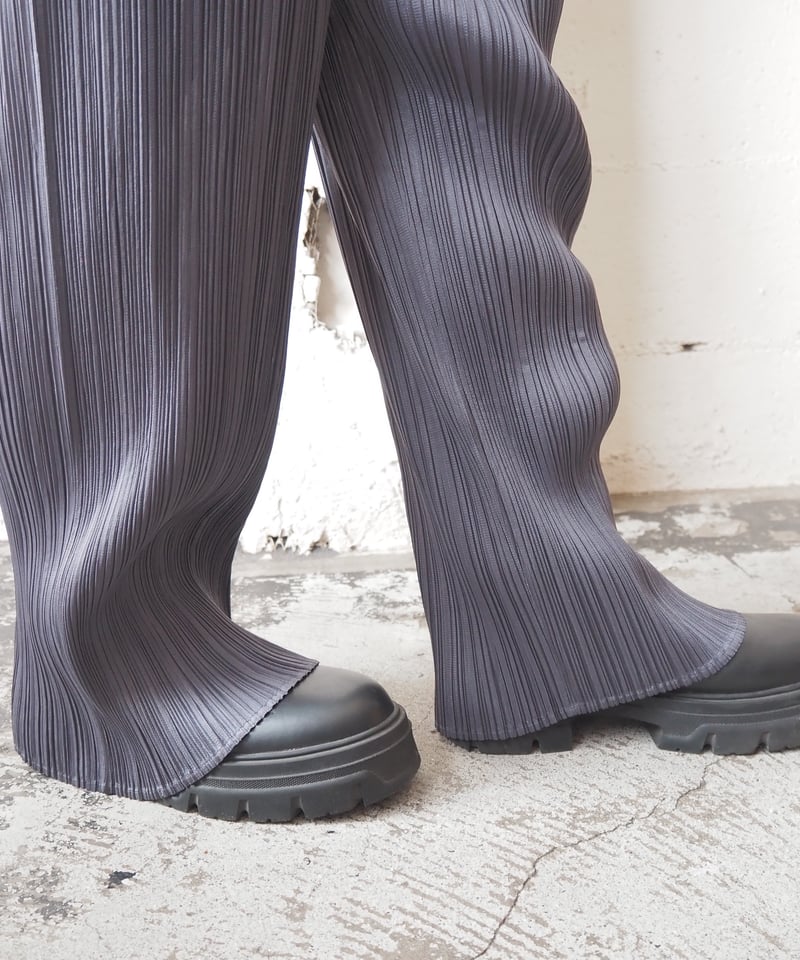 ISSEY MIYAKE PLEATS PLEASE Pleated Pants GR | O