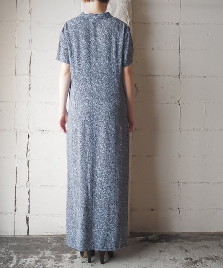 Small Flower Pattern Rayon Shirt Dress NV