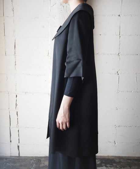 Big Flat Collar Vintage Satin Coat