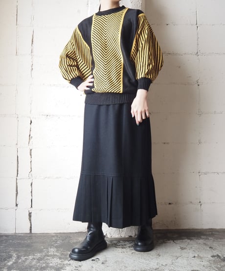 Dolman Sleeve Geometric Pattern Knit BKYE