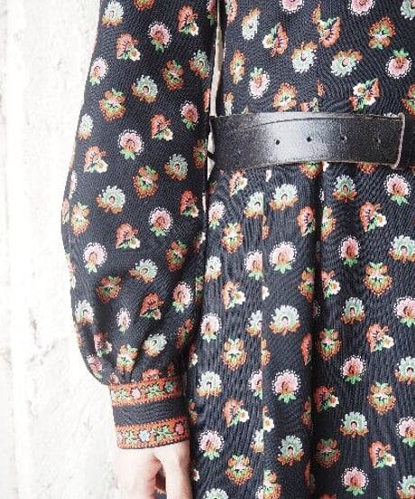 Flower Pattern L/S Drest BKRE