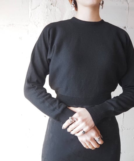 Cropped Dolman Sleeve Knit BK