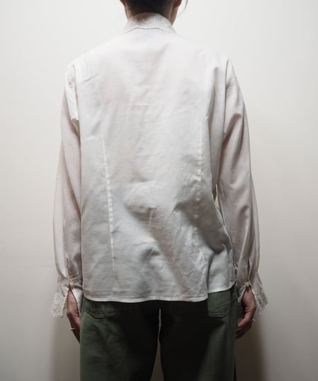 LAUREN Cutwork Blouse WH