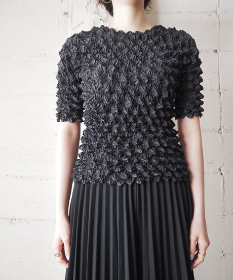 Popcorn Short Sleeve Blouse BK