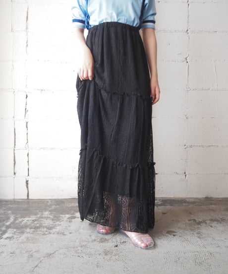 Lace Tiered Easy Skirt BK
