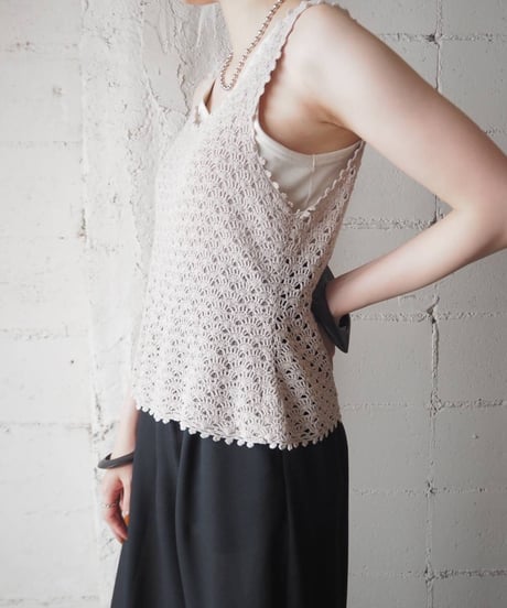 Crochet Sleeveless Knit BE