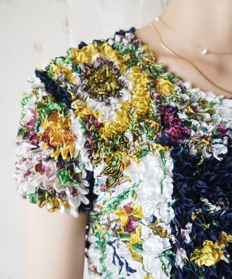 Flower Pattern Popcorn Blouse WHNV