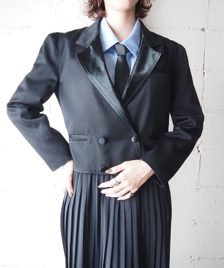Open Satin Collar Short Jacket BK
