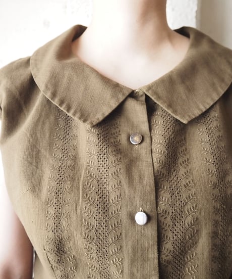 1960's EURO Cutwork French Sleeve Blouse KA