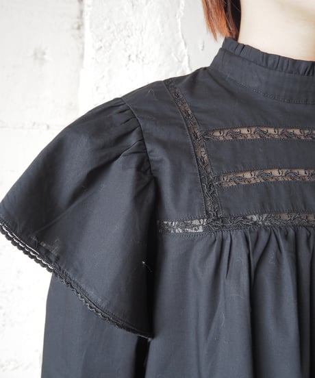 Frill Shoulder Lace Blouse BK
