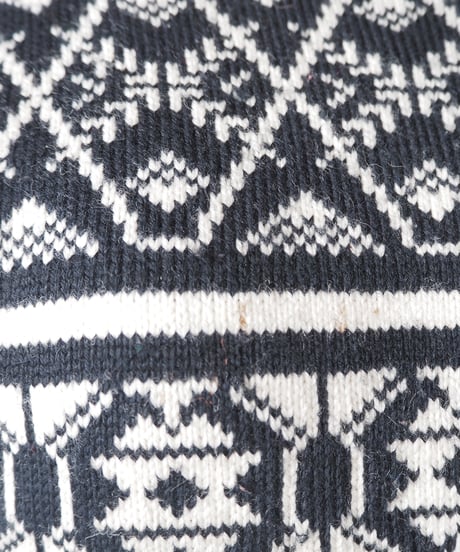 Mock Neck Nordic Sweater BKWH