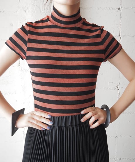 BCBG Mock Neck Stripe Cutsewn ORBRBK
