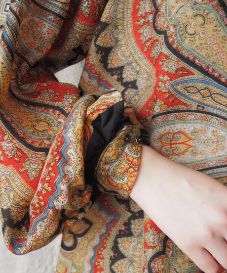 1960-70's Paisley Blouse  BL YE BK RE GN