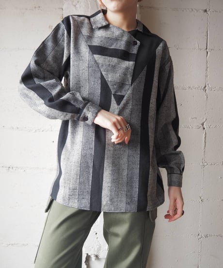 Design Collar Stripe  Shirt BKGR