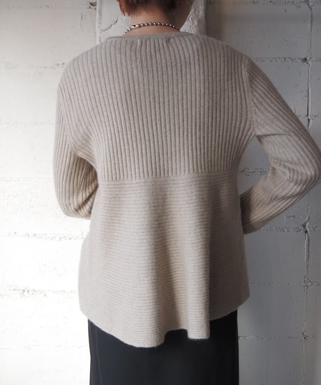 Cashmere Rib Flared Knit BE
