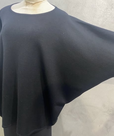 Dolman Sleeve Crew Neck Knit BK