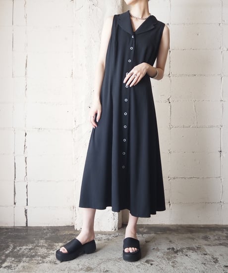 Back Design Open Collar Dress BK