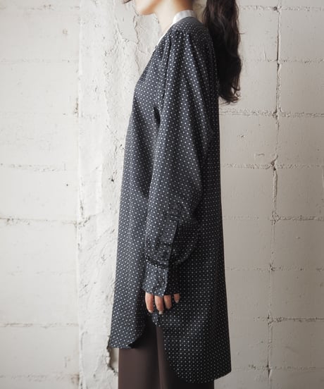 LAUREN Smalc Pattern Satin Band Collar Shirt BKWH