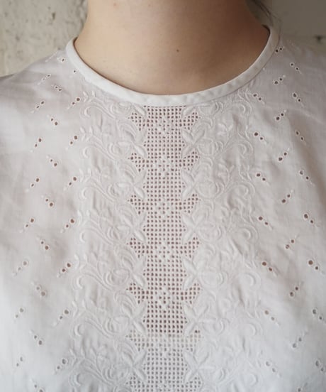 Cutwork Lace French Sleeve Blouse WH