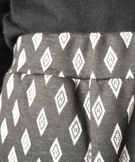 Pattern Flared Easy Pants BK