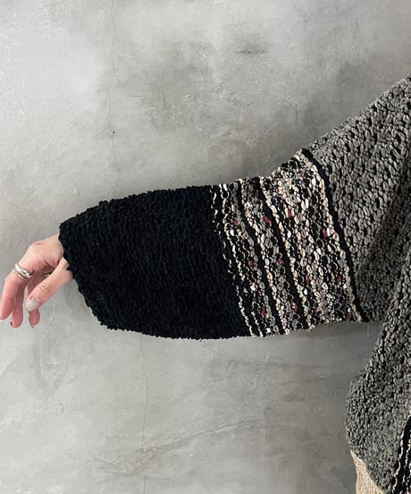 Mix Color Asymmetry Pattern Dolman Sleeve Knit BKBE