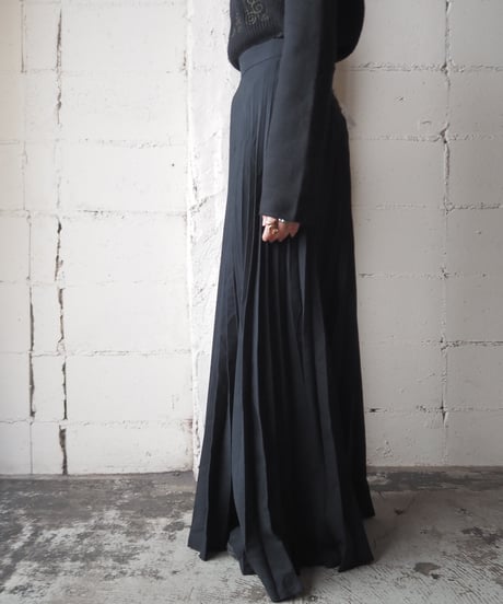 Accordion Pleated Long Skirt BK