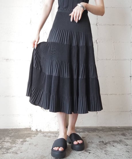 Tiered Pleated Easy Skirt BK