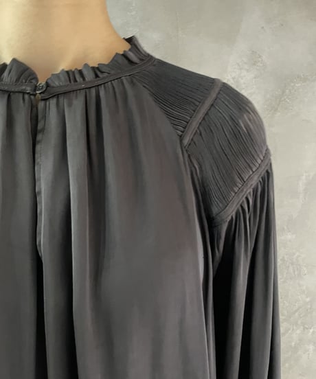 Collarless Shoulder Gather Blouse BK