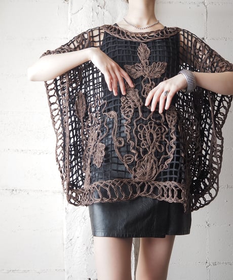 Code Embroidery Vest BK BR