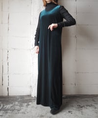 Sleeveless Velour Dress DGN
