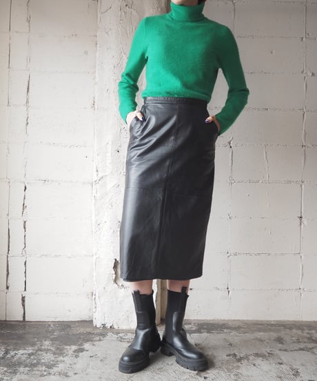 Cashmere Turtle Neck Knit GN