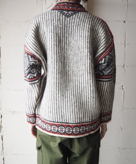 Nordic Front Design Sweater WHBKRE