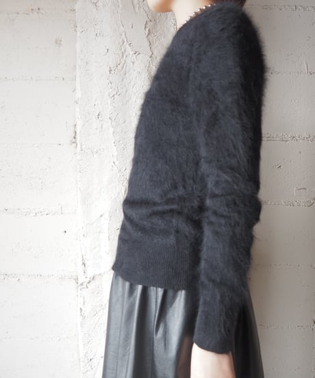 CAROLL Angora Crew Neck Knit BK