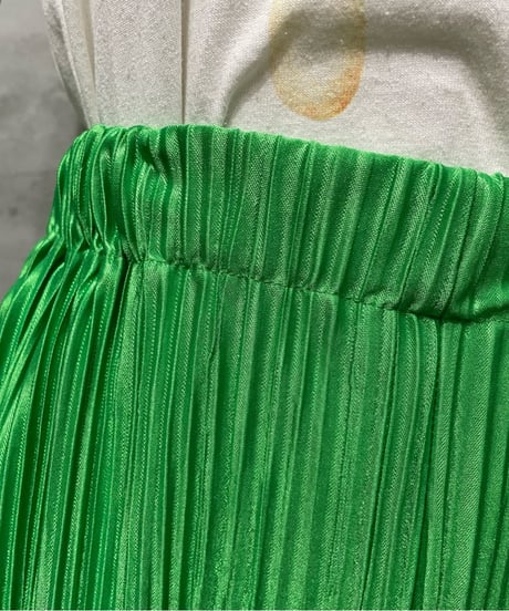 Pleated Easy Pants GN
