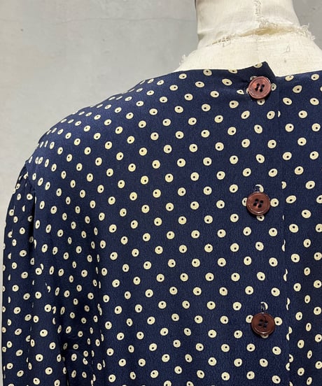 Dot Pattern Collarless Dress NV