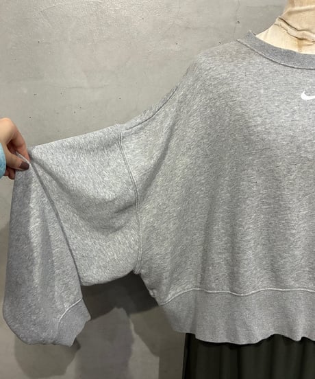 NIKE Logo Dolman Sleeve Sweat LGR