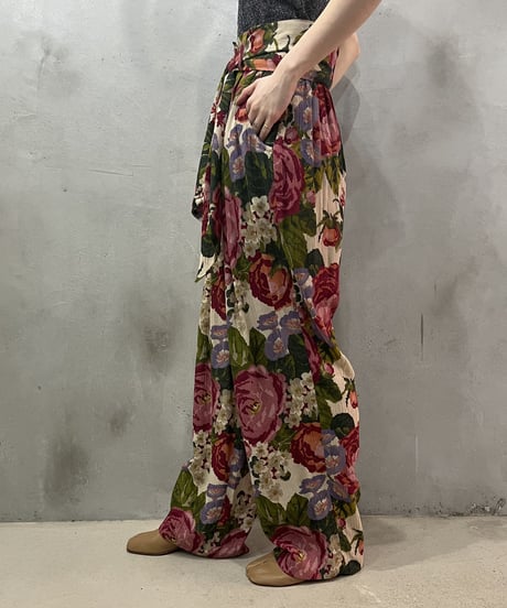 Flower Pattern Belted Pants PIGN