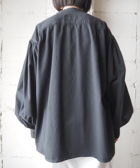 Volume Sleeve Pullover Shirt BK