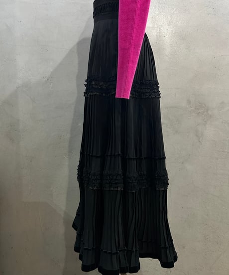 Tiered Lace Trim Pleated Skirt BK