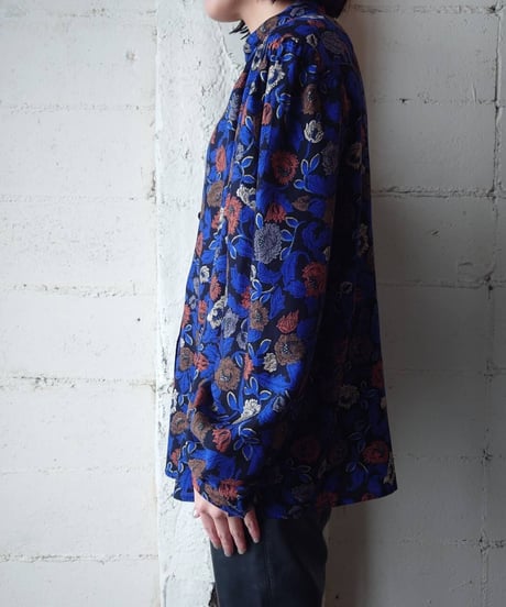 Stand Collar Flower Pattern Blouse BKBLOR